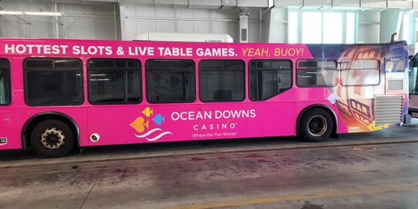 Ocean Downs Casing Advertising Bus